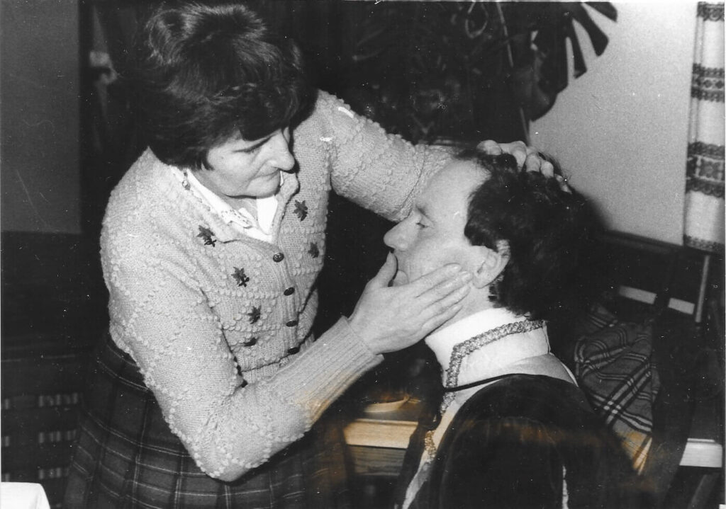 Diener zweier Herrn (November 1981)