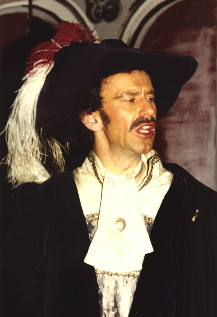 Diener zweier Herrn (November 1981)