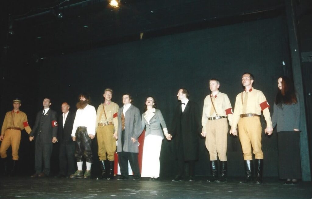 In der Löwengrube (Februar 1999)
