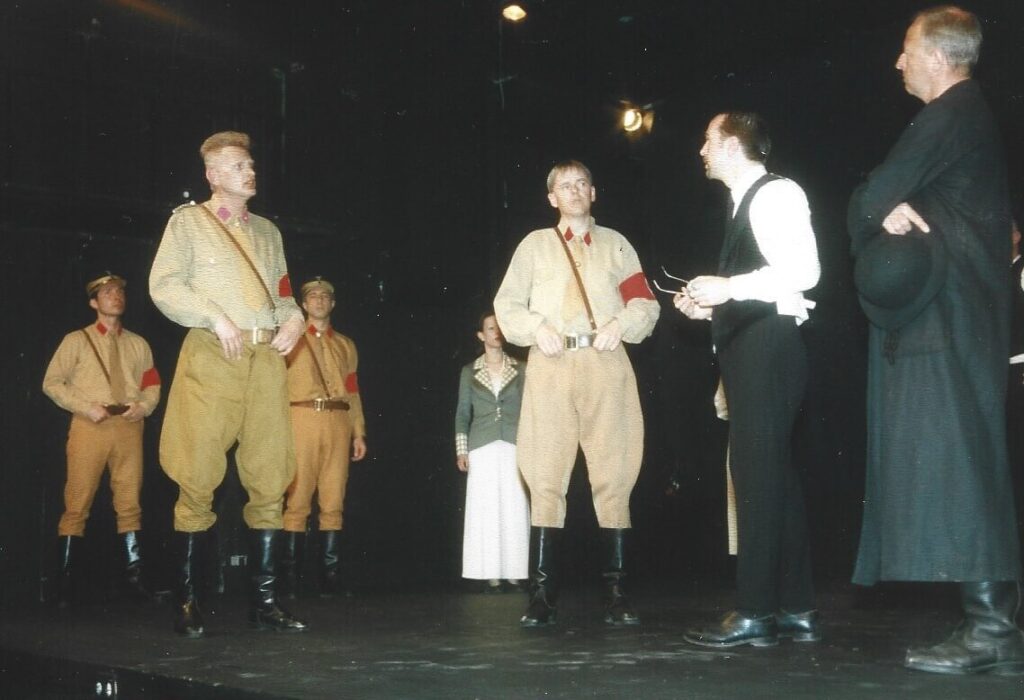 In der Löwengrube (Februar 1999)