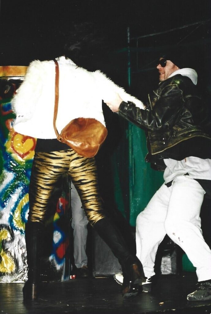Underground (Februar 2000)