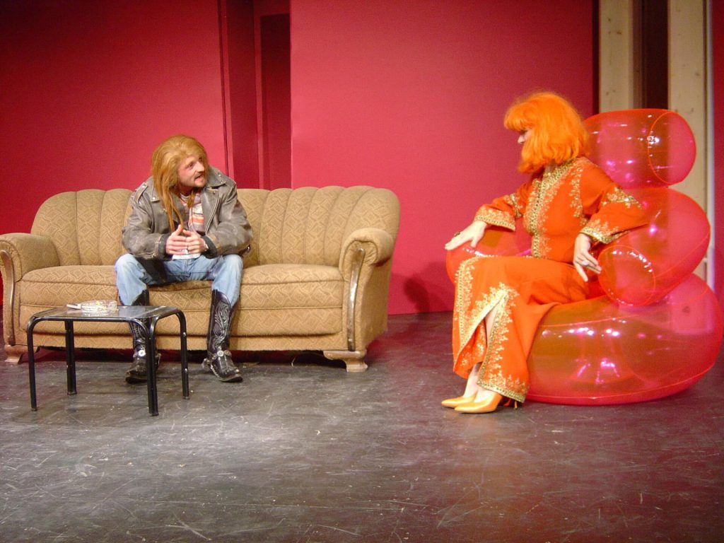 Hier sind Sie richtig (Dezember 2004) Hier sind Sie richtig (Dezember 2004)