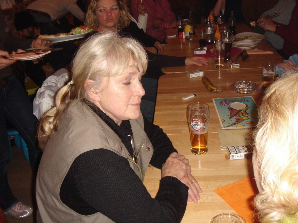 Besuchszeit (Dezember 2007) Besuchszeit (Dezember 2007)