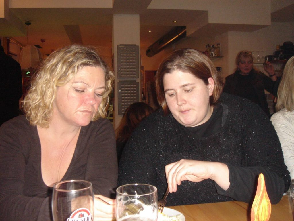 Besuchszeit (Dezember 2007) Besuchszeit (Dezember 2007)