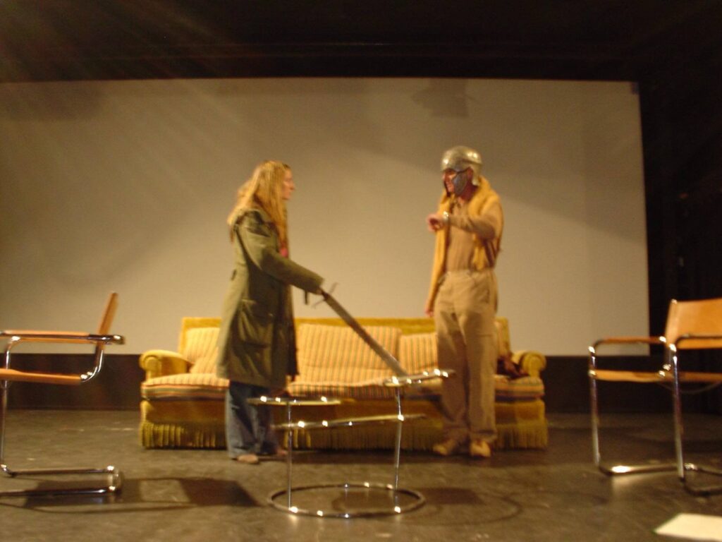 Hier sind Sie richtig (Dezember 2004) Hier sind Sie richtig (Dezember 2004)