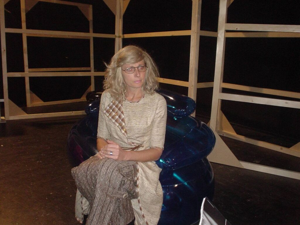 Hier sind Sie richtig (Dezember 2004) Hier sind Sie richtig (Dezember 2004)