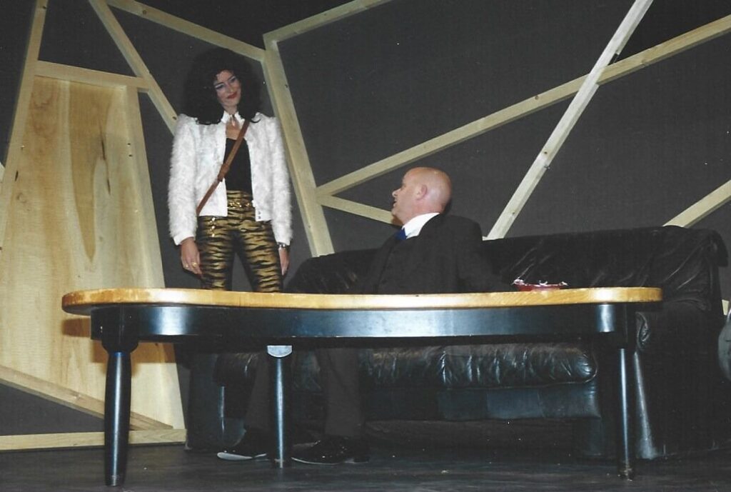 Faust, 5741 (November 2001)
