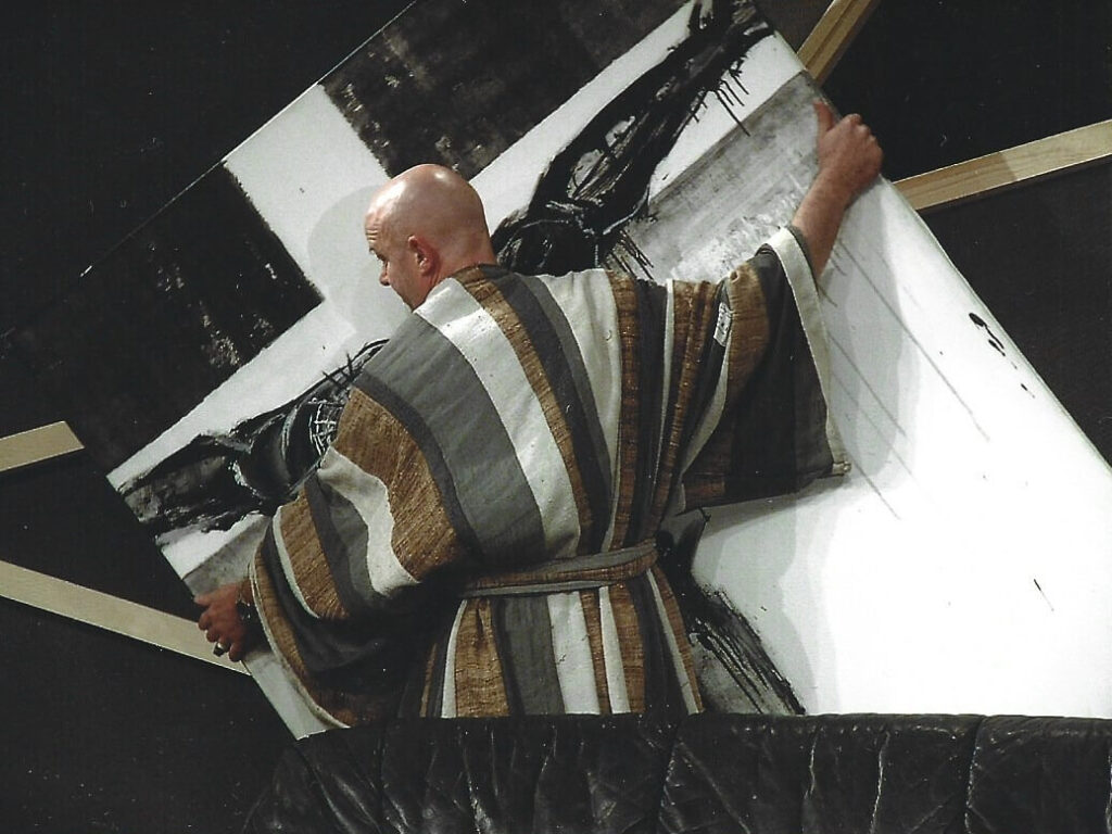 Faust, 5741 (November 2001)