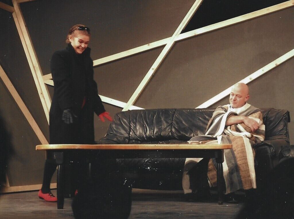 Faust, 5741 (November 2001)