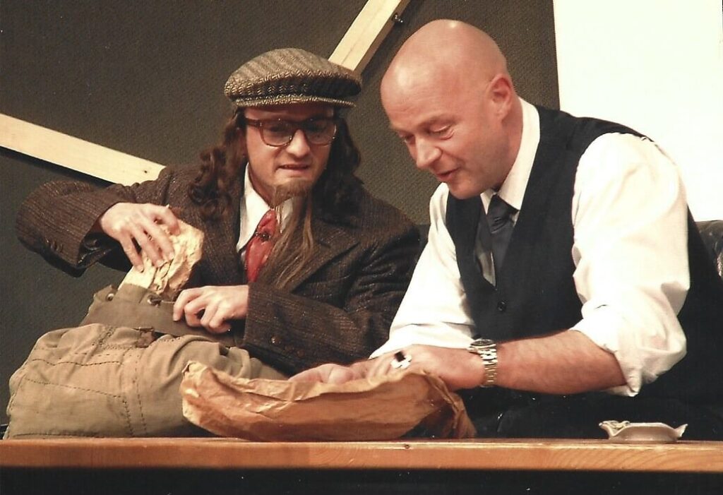 Faust, 5741 (November 2001)