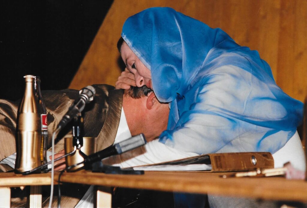 Krach im Hause Gott (Februar 1997)