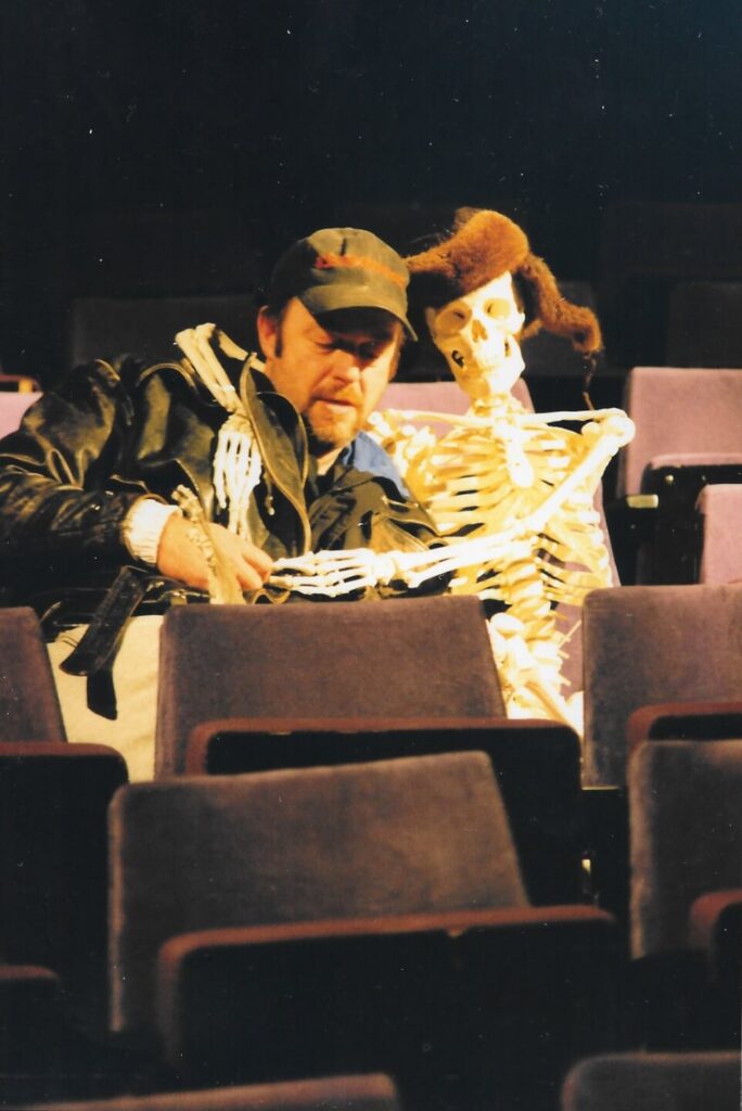 Das Skelett oder Habemus Adam (Februar 1998)