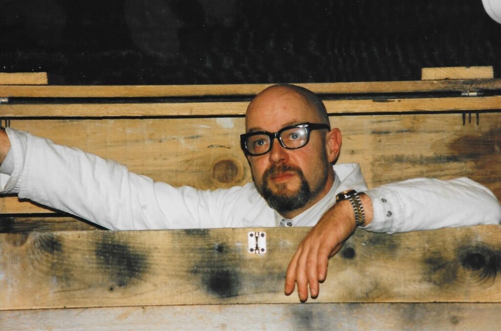 Das Skelett oder Habemus Adam (Februar 1998)