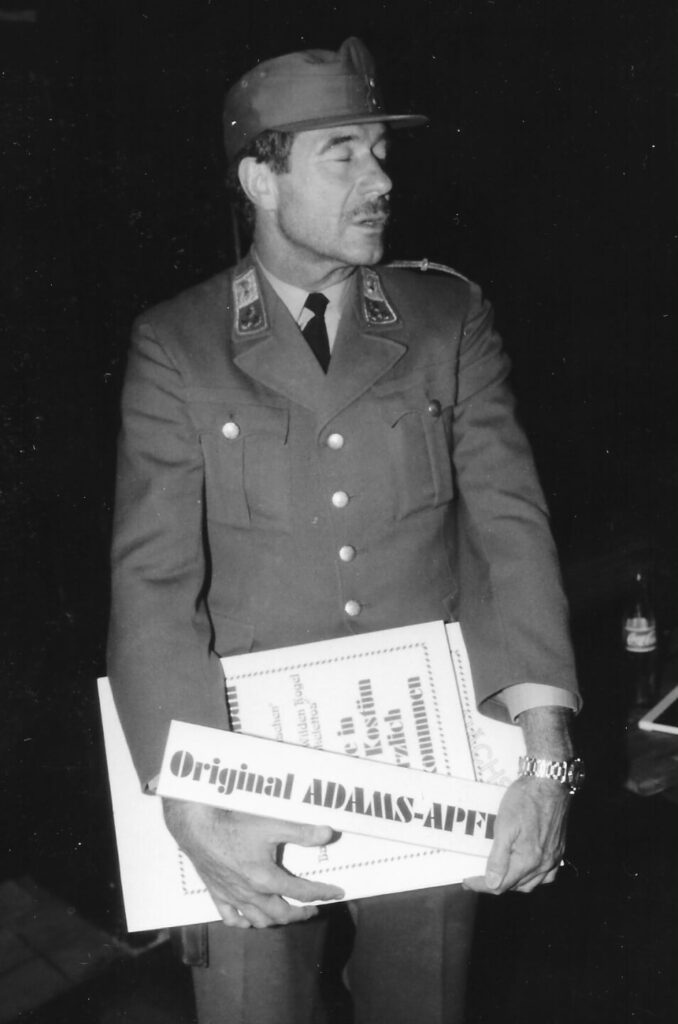 Das Skelett oder Habemus Adam (Februar 1998)