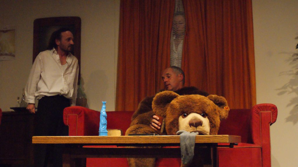 Kleinstadthelden oder Nietzsche, Gott und Idioten (März 2012) Kleinstadthelden oder Nietzsche, Gott und Idioten (März 2012)