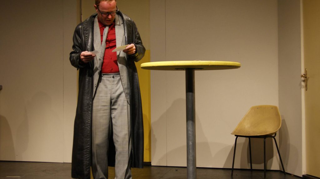 Kleinstadthelden oder Nietzsche, Gott und Idioten (März 2012) Kleinstadthelden oder Nietzsche, Gott und Idioten (März 2012)