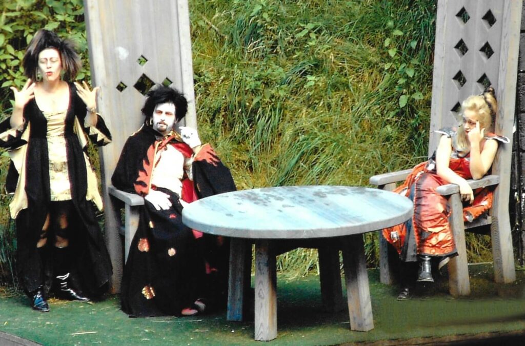 Dracula II (Juli 2001)