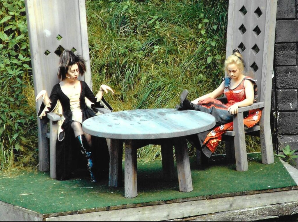 Dracula II (Juli 2001)